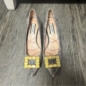 Lucy choi snakeskin print leather pointed toe kitten brooch heels